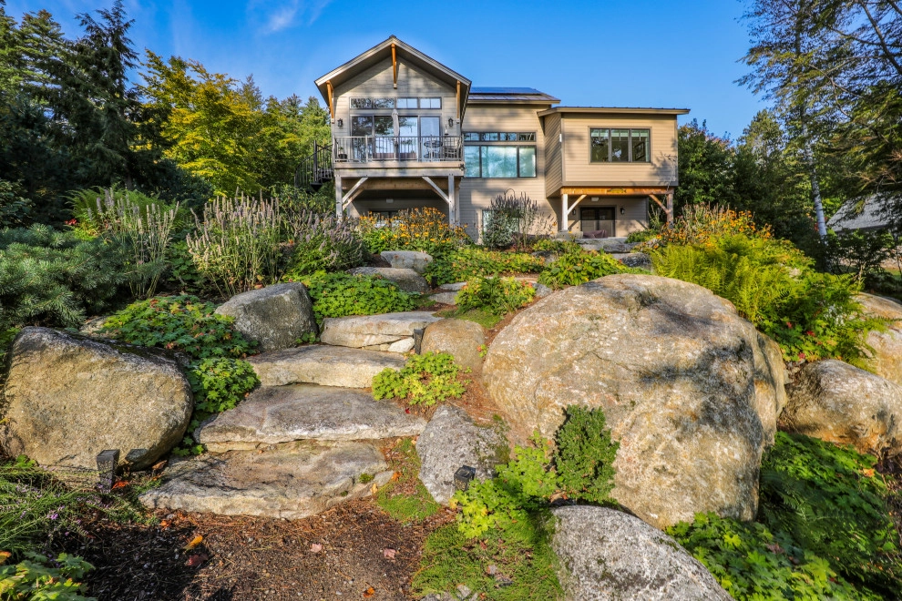 Natural New England Lakeside Retreat by Pellettieri Associates, Inc. - Photo 9