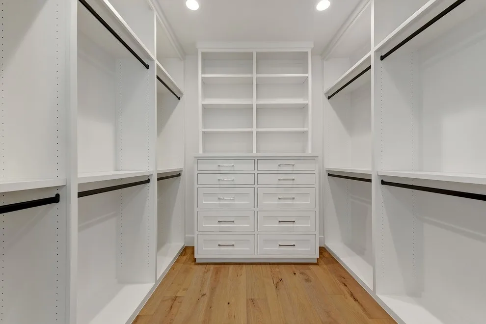 Westoak Drive by Moazami Homes - Photo 24