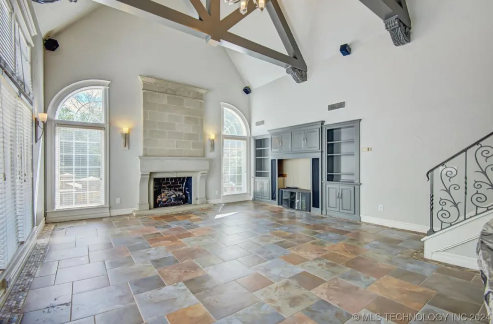 Complete home renovation by Dana Build And Design - Photo 7