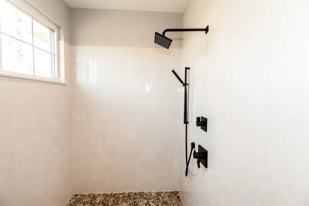 Custom Designed Ranch Home for Families by Hibbs Luxury Homes - St Louis, MO - Photo 2