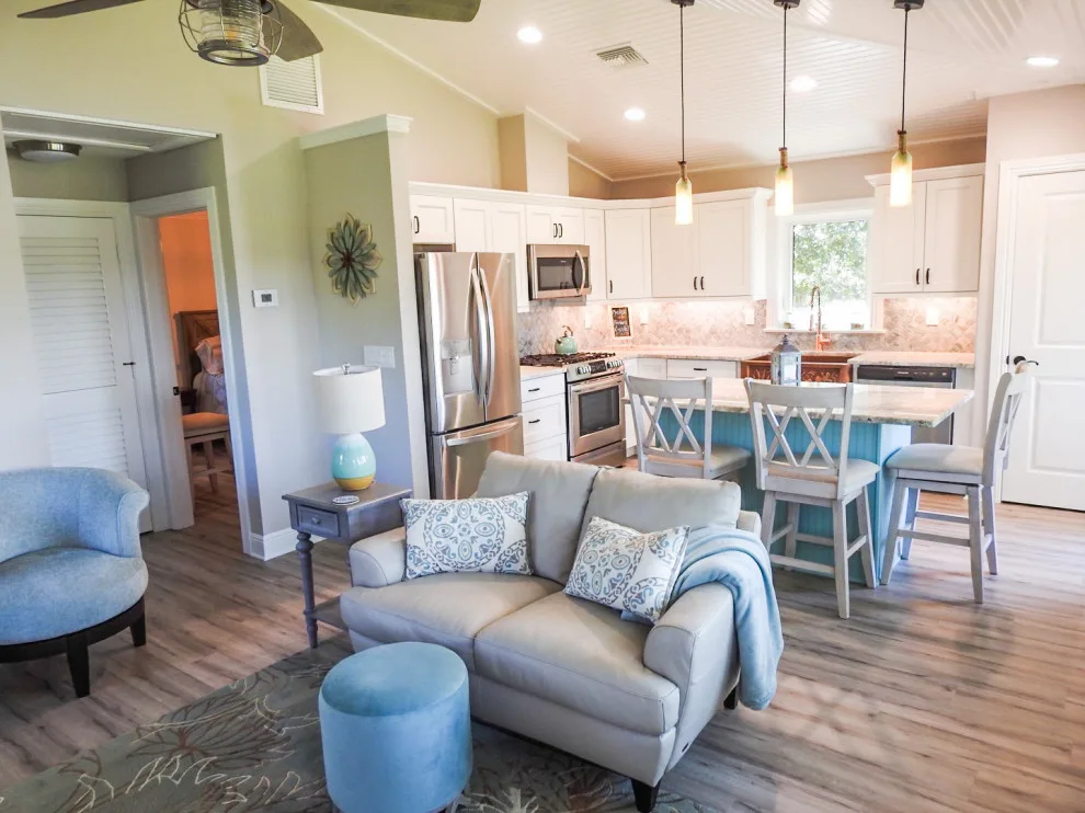 Williamson Cottage for Guests by CEMCO Construction Company - Photo 9