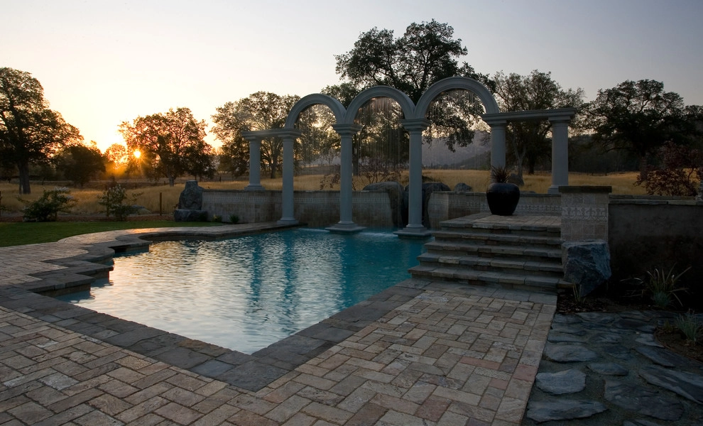 Roman Arches by Artisan Home Resorts - Photo 4