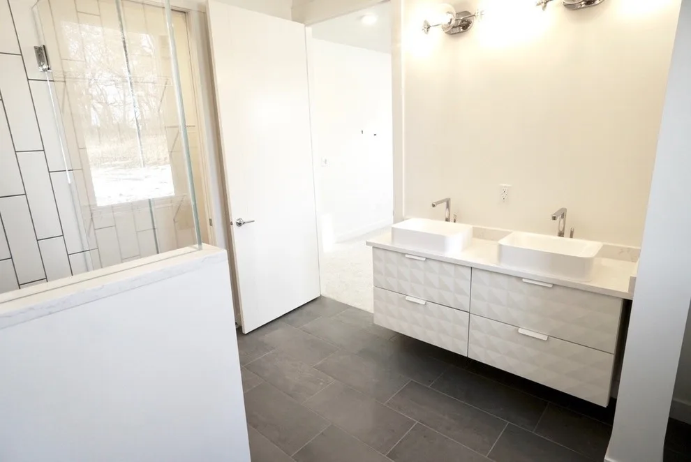 Bigelow Homes LLC - Photo 10