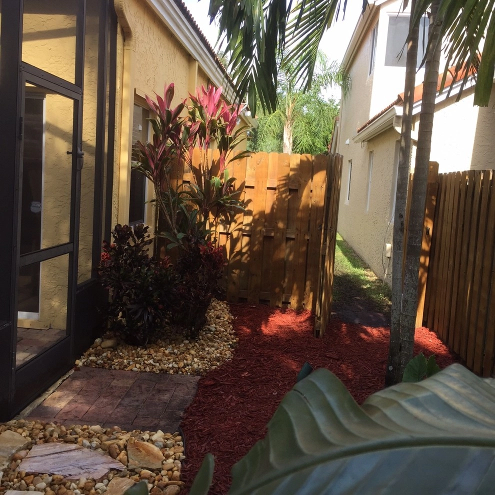 Davie Landscaping Services - Completed Project by Pink And Green Lawn Care And Landscape - Photo 8