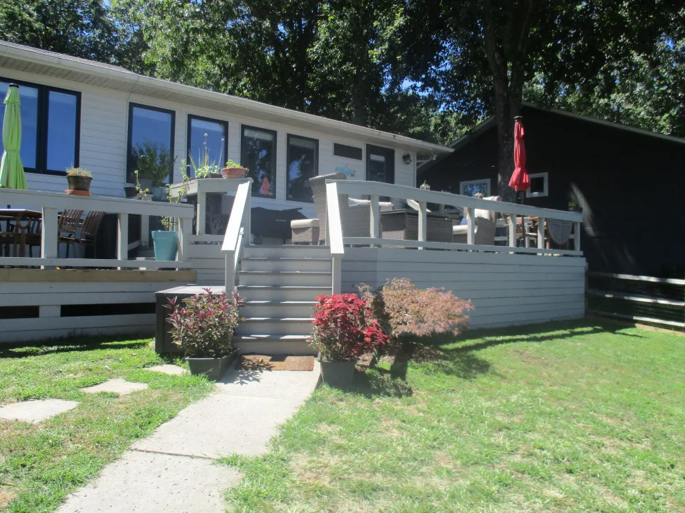 Dovenshire 169 - Sunroom by Sunset Builders - Photo 3
