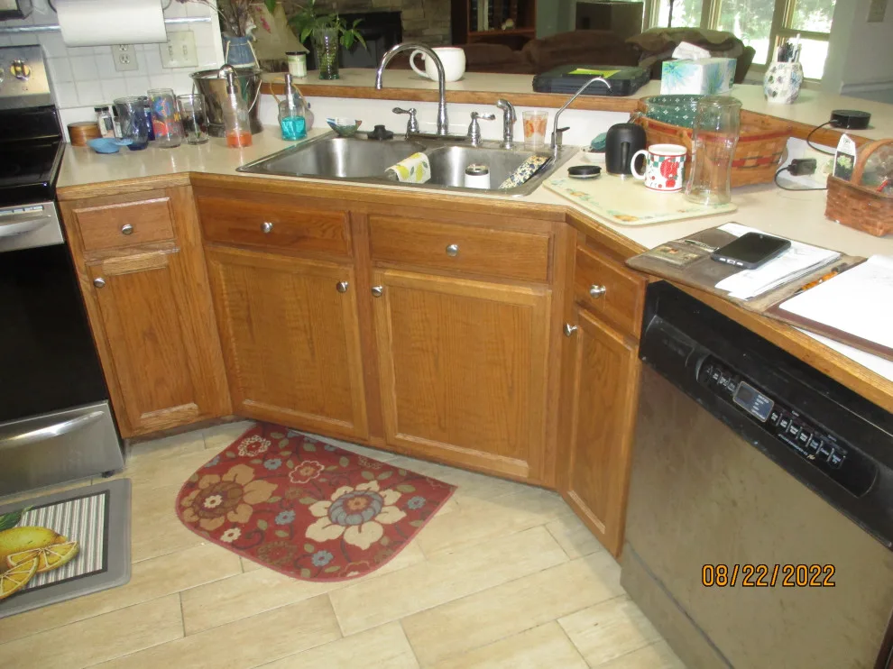175 Forest View Drive - Kitchen and Flooring by Sunset Builders - Photo 8