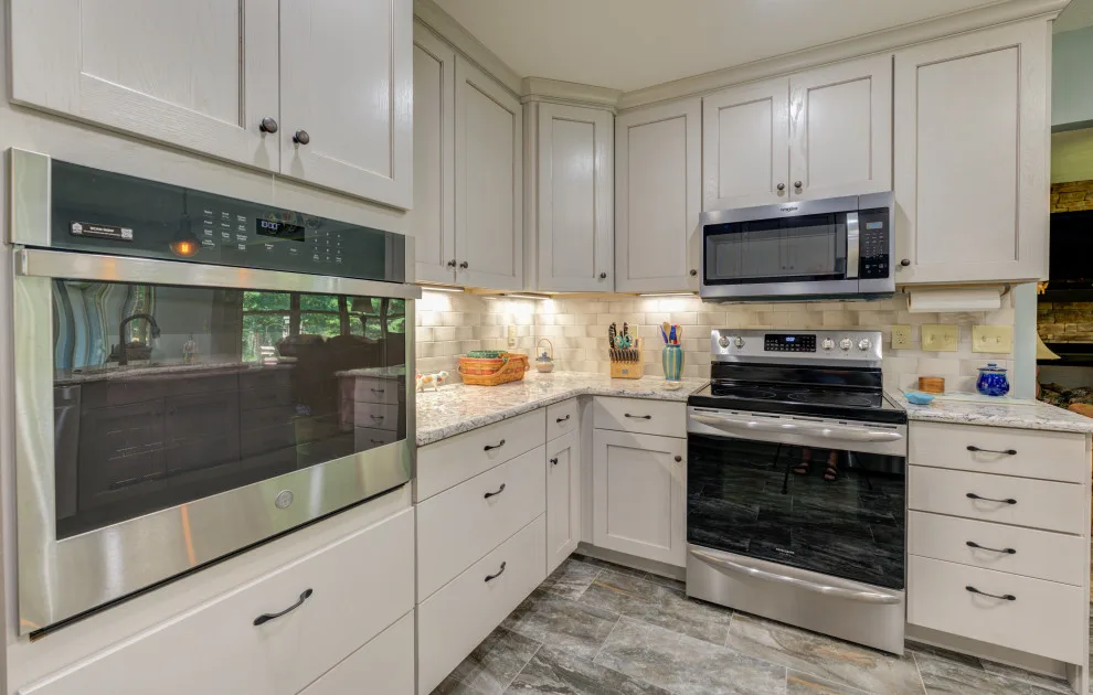 175 Forest View Drive - Kitchen and Flooring by Sunset Builders - Photo 11