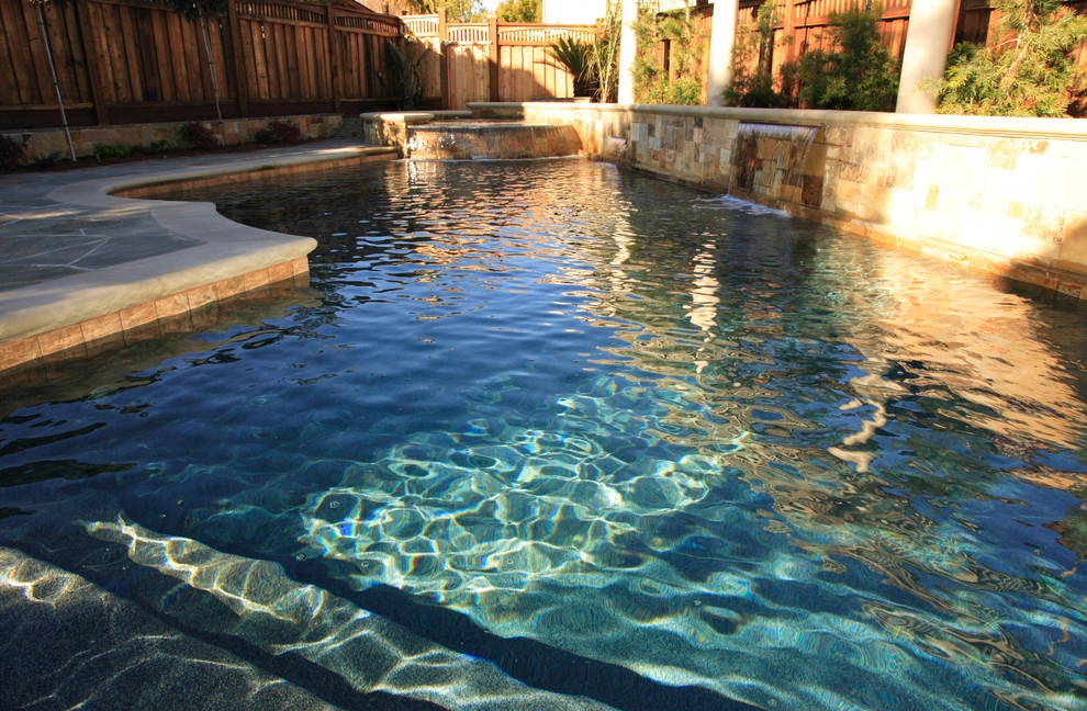 Grecian Splendor by Artisan Home Resorts - Photo 2
