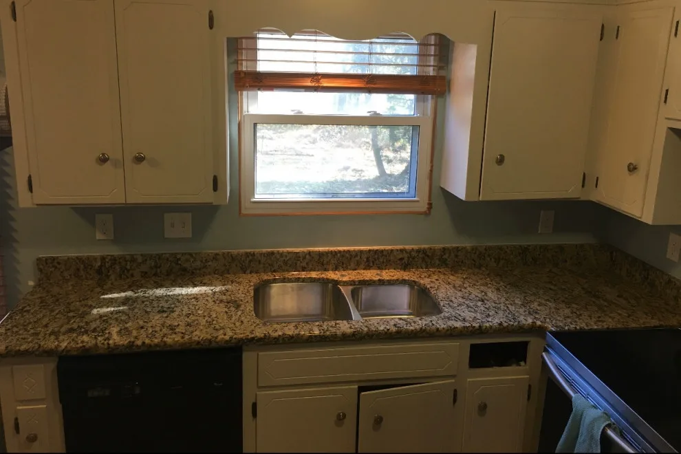 Napoli Giallo Granite Kitchen by HD Granite - Photo 2