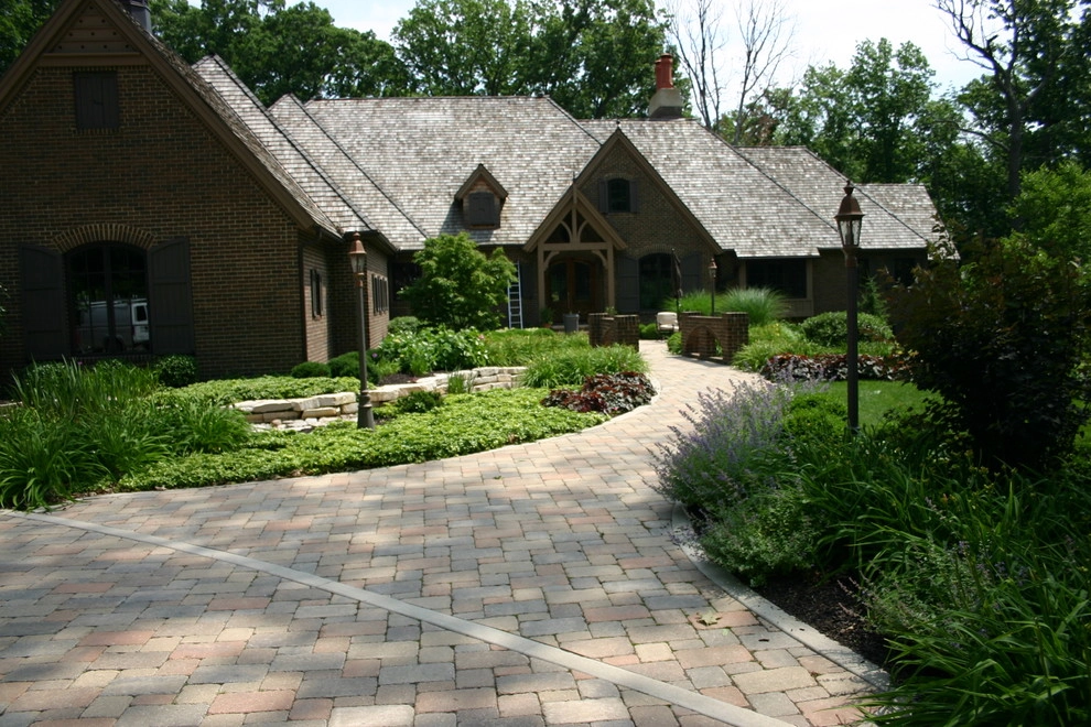 Crown Point Indiana Landscape by Planned Environment Associates - Photo 4