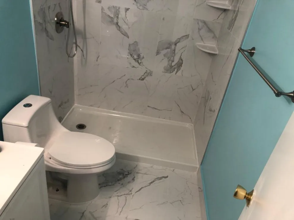 Restroom by Paradise Remodeling & Design LLC - Photo 2