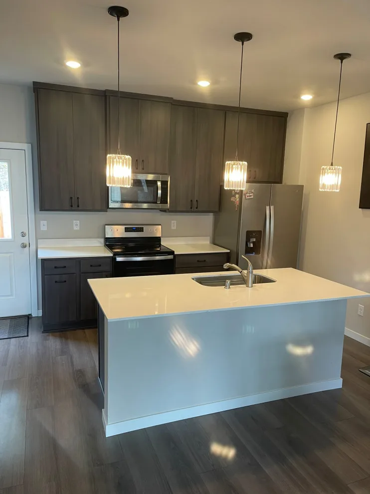 Emerald City Custom Cabinets - Photo 4