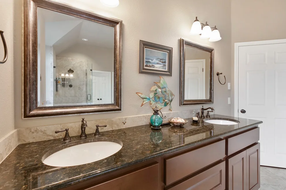Round Rock Classic Master Bathroom Renovation by Round Rock Restoration - Photo 4