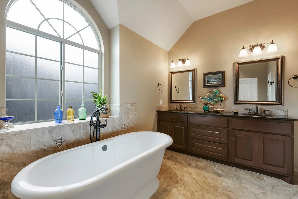 Round Rock Classic Master Bathroom Renovation by Round Rock Restoration - Photo 8