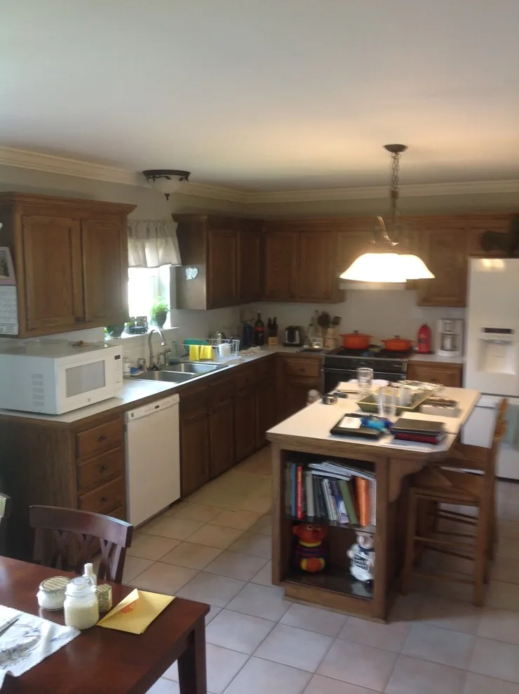 Woodlawn Kitchen and Hall Bathroom Renovation by Spencer's Contracting LLC - Photo 5
