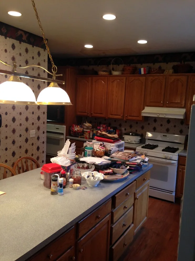 Michelle Voudrie - Lowe's Of North Springfield, IL - Photo 8