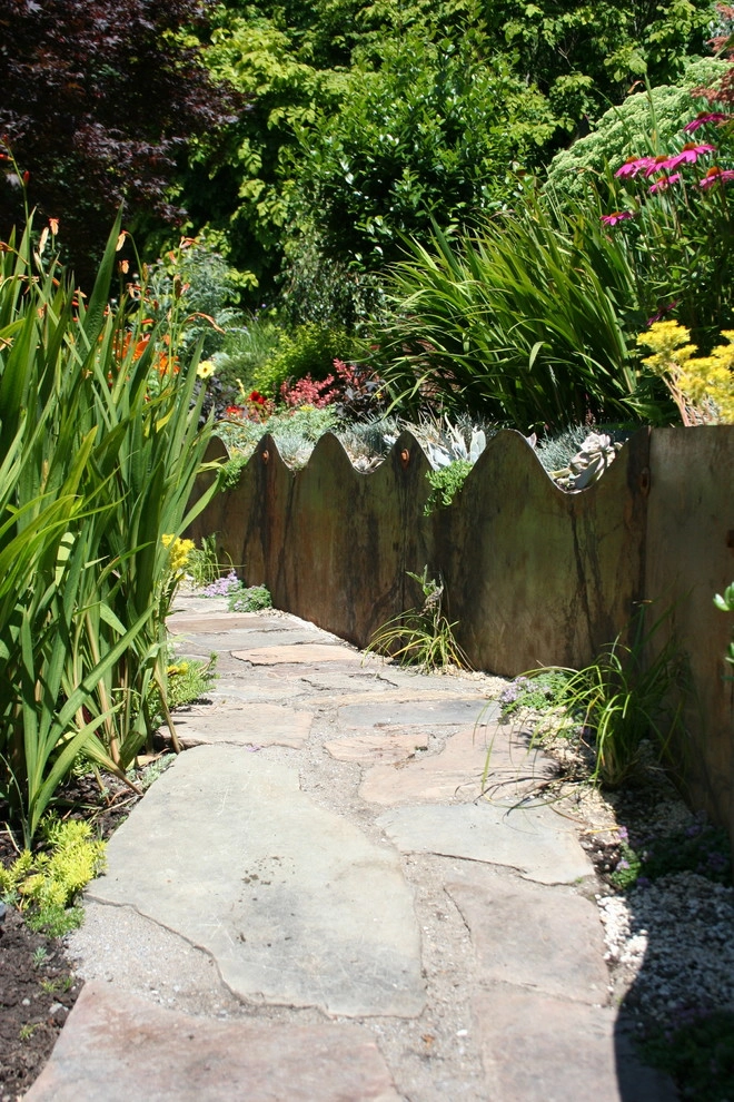 Metal retaining wall by Plantswoman Design - Photo 2