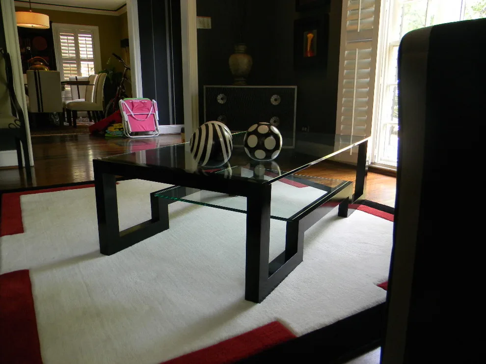 Modern black lacquer coffee table by Texas Woodworks - Photo 2