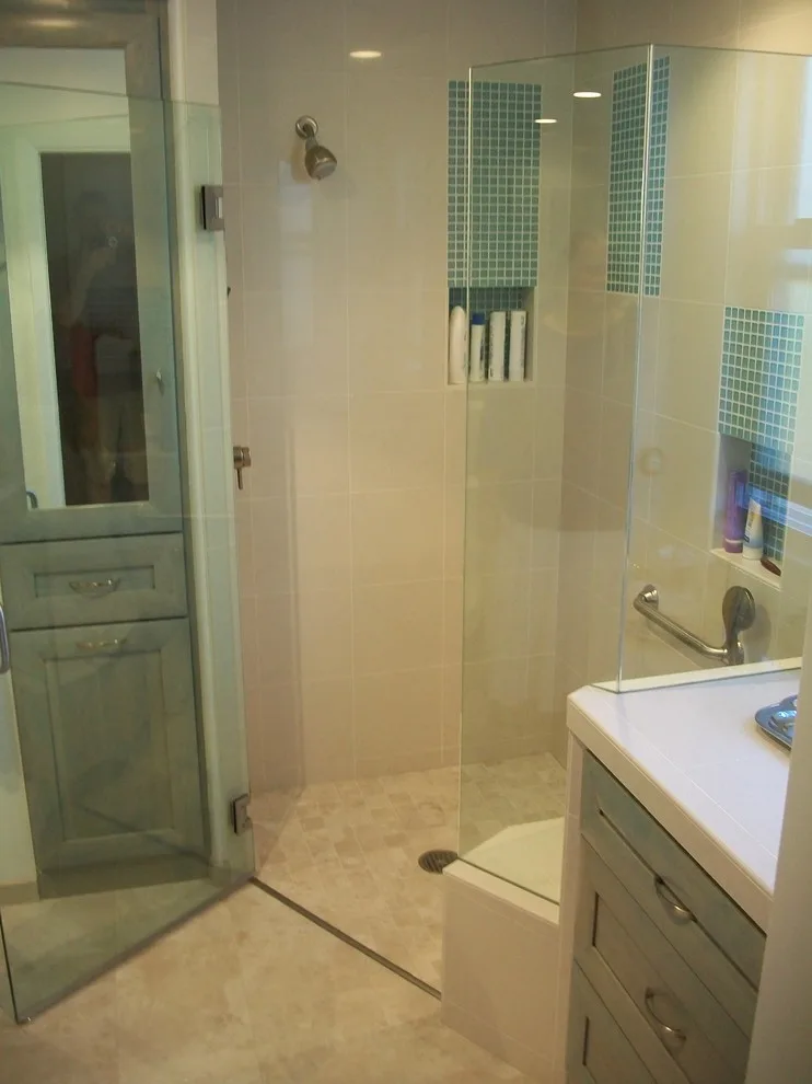 Modern Showers and Baths by Castle Construction Of Santa Barbara - Photo 6
