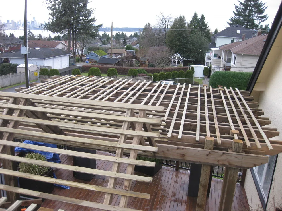 Residence in North Vancouver by Councell Craftsmen - Photo 3