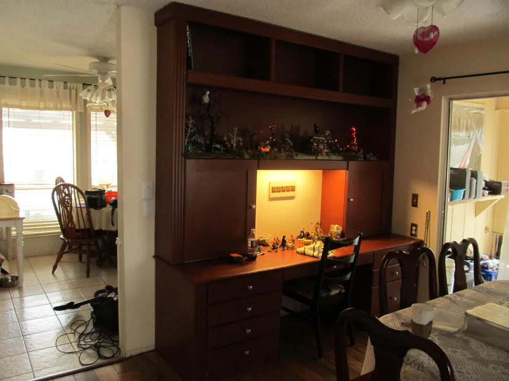 Bespoke Desk and Shelving Unit by Kentex Construction - Photo 8