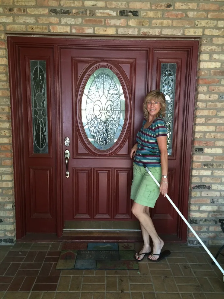 Entry Door Transformation by MHR Construction - Photo 2