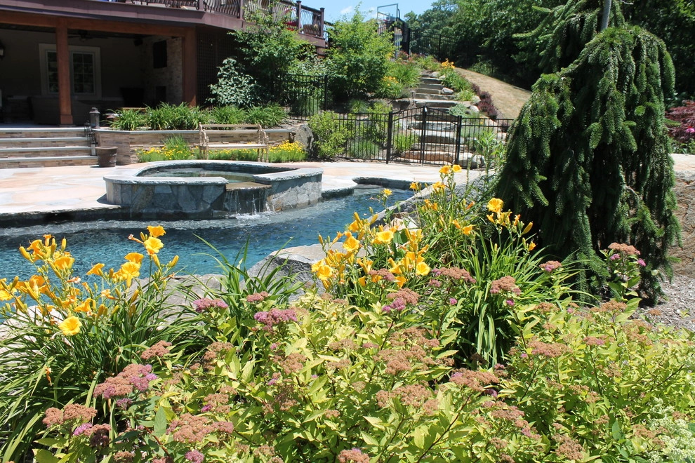 Mountain Top Resort by Artisan Landscapes And Pools - Photo 10