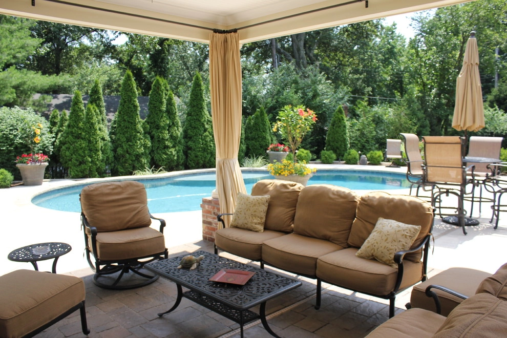 Creve Couer MO- Pool Pavillion by Poynter Landscape Architecture & Construction - Photo 4