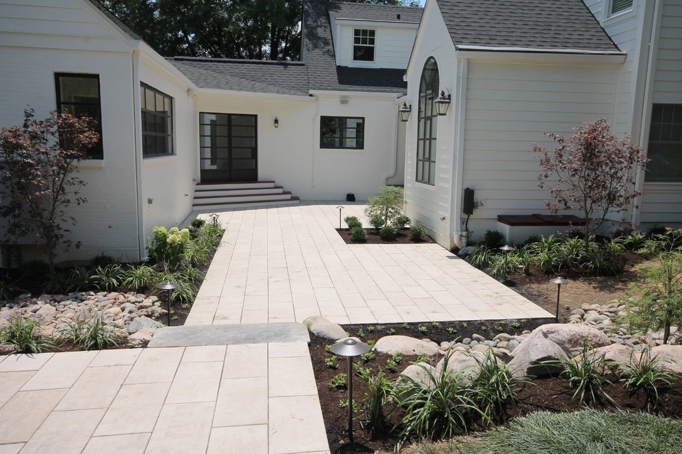 Town & Country MO- Patio by Poynter Landscape Architecture & Construction - Photo 6