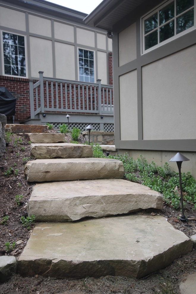 University City MO- Pool, Pool House, Kitchen & Fireplace by Poynter Landscape Architecture & Construction - Photo 9