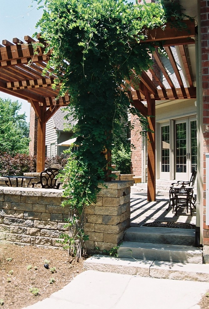 Sunset Hills MO- Front & Backyard by Poynter Landscape Architecture & Construction - Photo 2