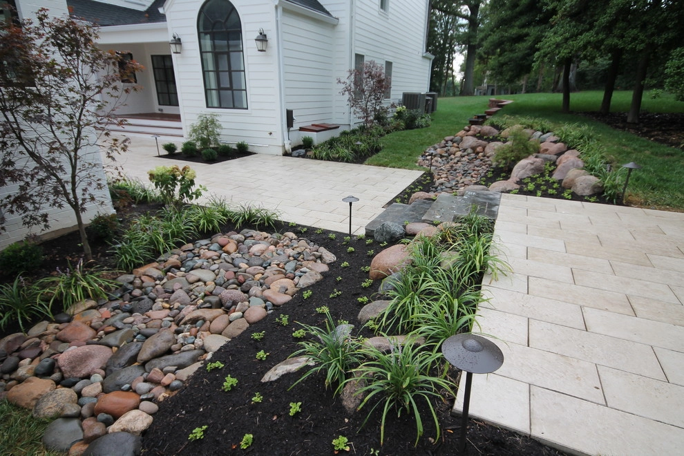 Town & Country MO- Patio by Poynter Landscape Architecture & Construction - Photo 5