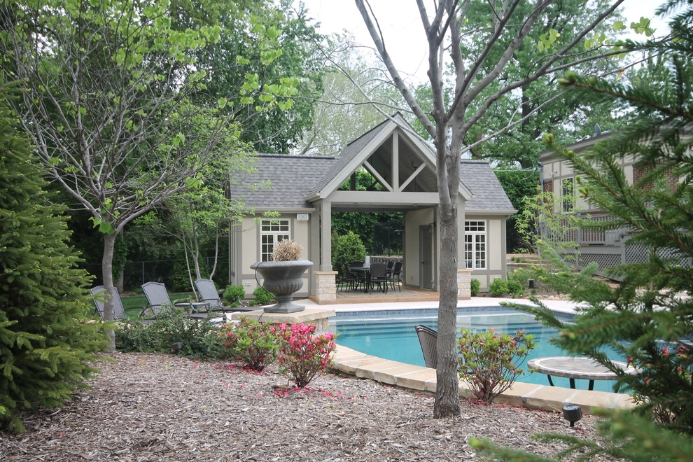 University City MO- Pool, Pool House, Kitchen & Fireplace by Poynter Landscape Architecture & Construction - Photo 19