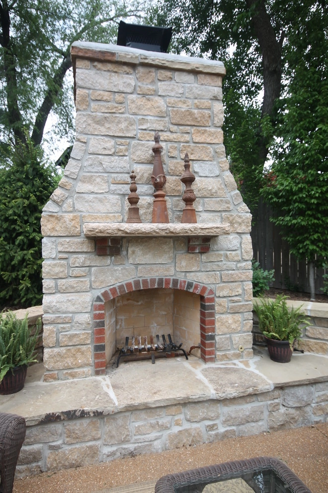 University City MO- Pool, Pool House, Kitchen & Fireplace by Poynter Landscape Architecture & Construction - Photo 20