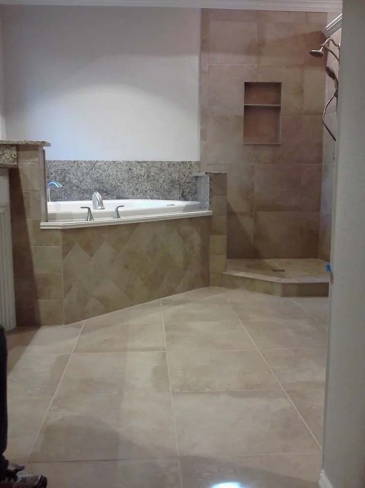 Gutheinz Primary Bathroom and Closet by Kentex Construction - Photo 16