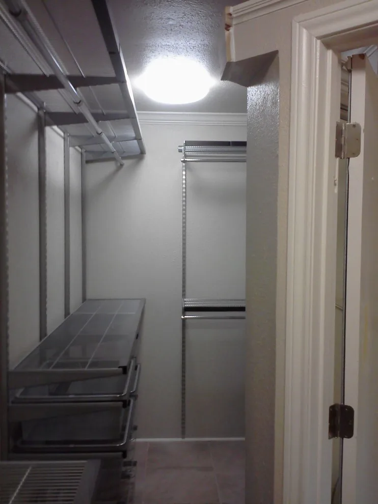 Gutheinz Primary Bathroom and Closet by Kentex Construction - Photo 19