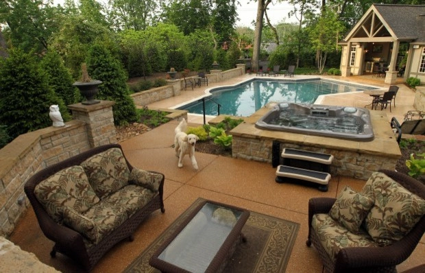 University City MO- Pool, Pool House, Kitchen & Fireplace by Poynter Landscape Architecture & Construction - Photo 4