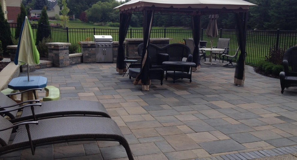 Hardscaping Projects by Premier Landscaping Inc. - Photo 2