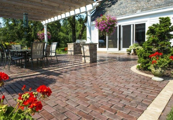 Unilock Projects by Premier Landscaping Inc. - Photo 3