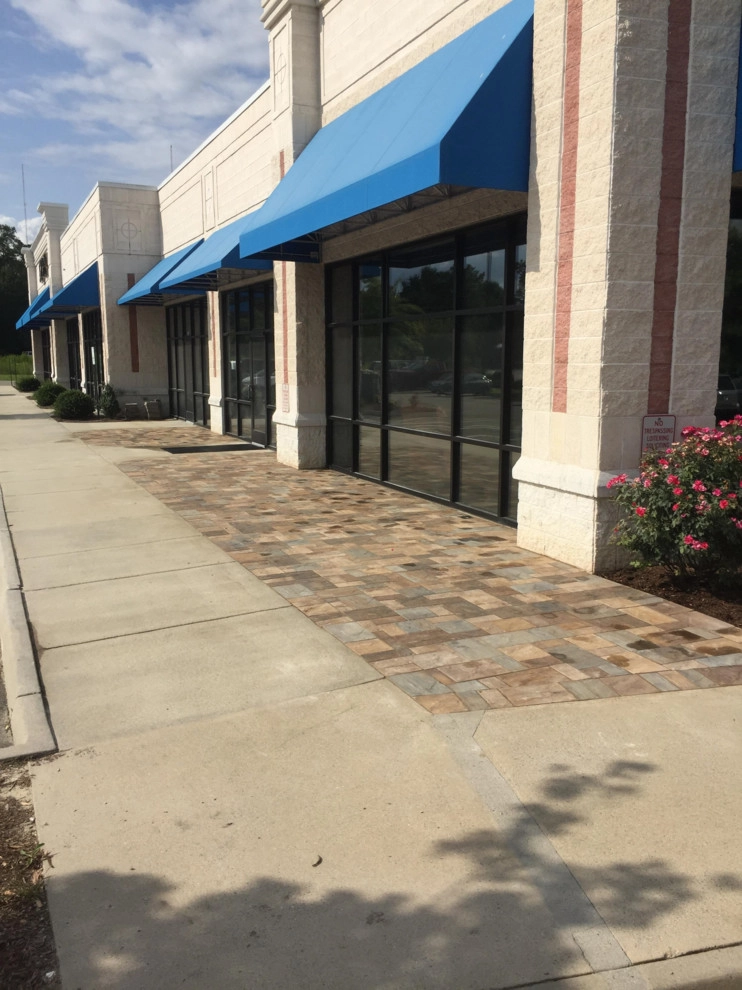 Gather Coffee Shop by Premiere Landscape Design - Photo 2