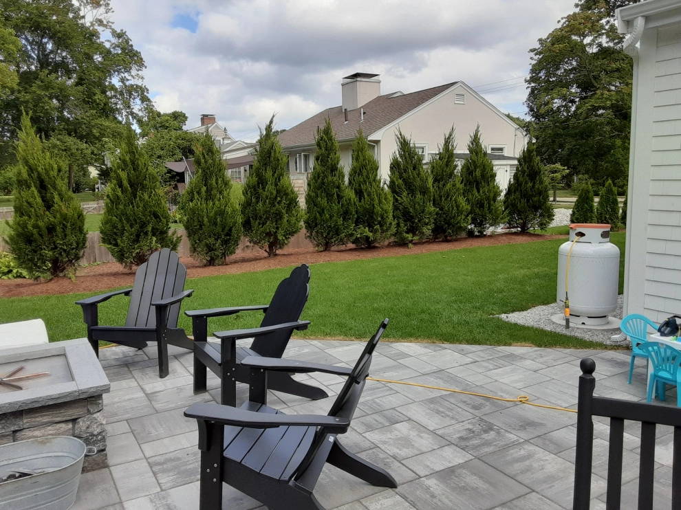 Patios/Backyard by Presidential Park Landscape Inc. - Photo 3