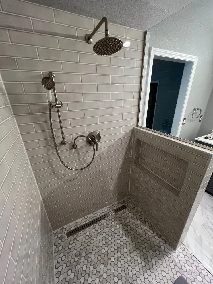 EON Construction - Photo 14