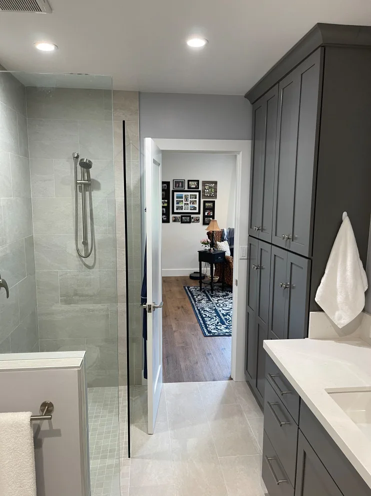 Condominium Bathrooms at State Street by Castle Construction Of Santa Barbara - Photo 3