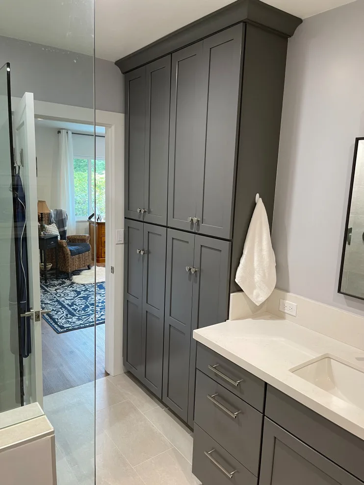 Condominium Bathrooms at State Street by Castle Construction Of Santa Barbara - Photo 10