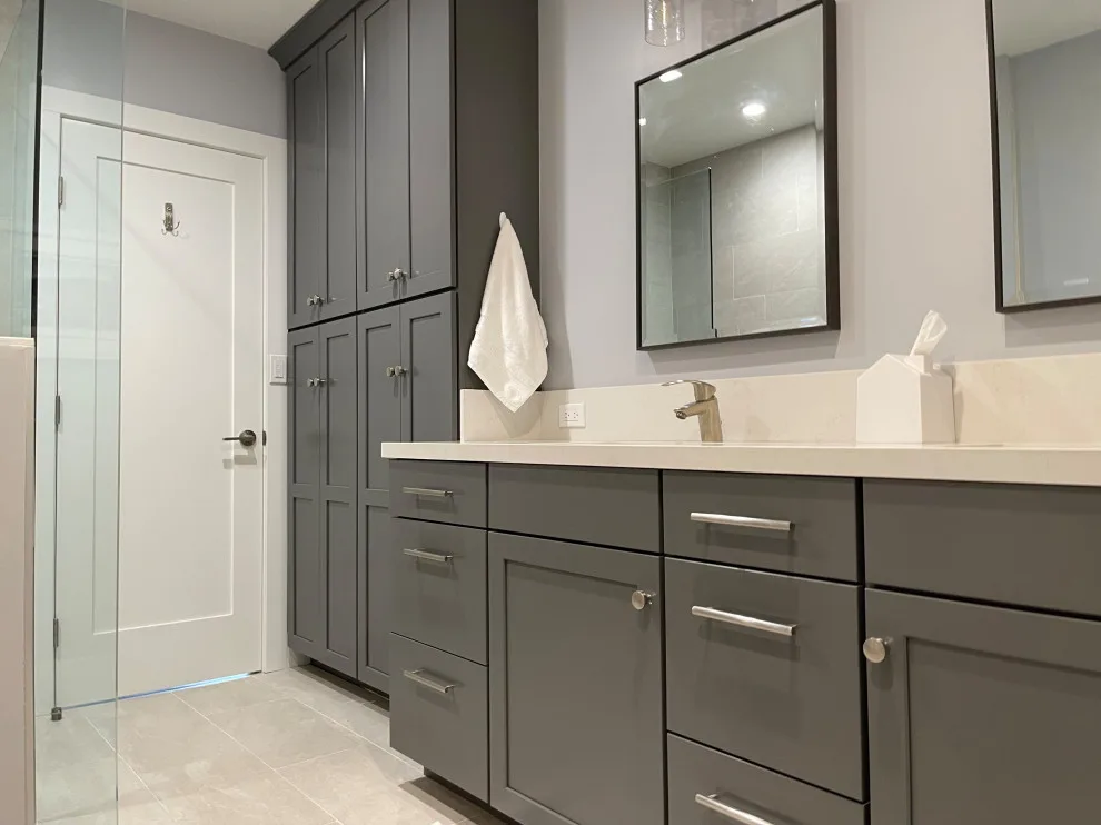 Condominium Bathrooms at State Street by Castle Construction Of Santa Barbara - Photo 7