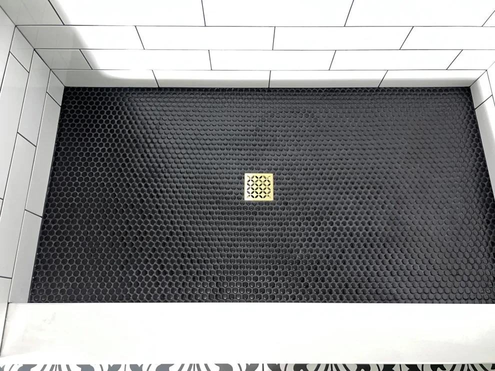 Basement Bathroom Renovation. We dedicated ample time to ensure customer satisfaction. by EON Construction - Photo 4