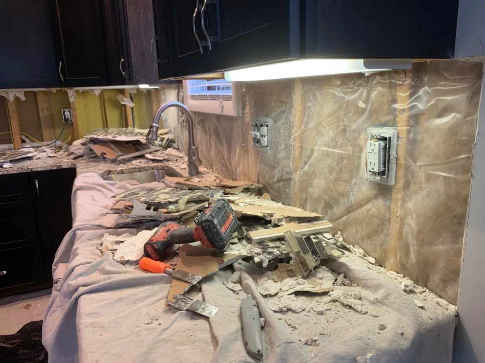 Kitchen Backsplash Transformation (Before & After) by Ultimate Remodeling - Photo 4