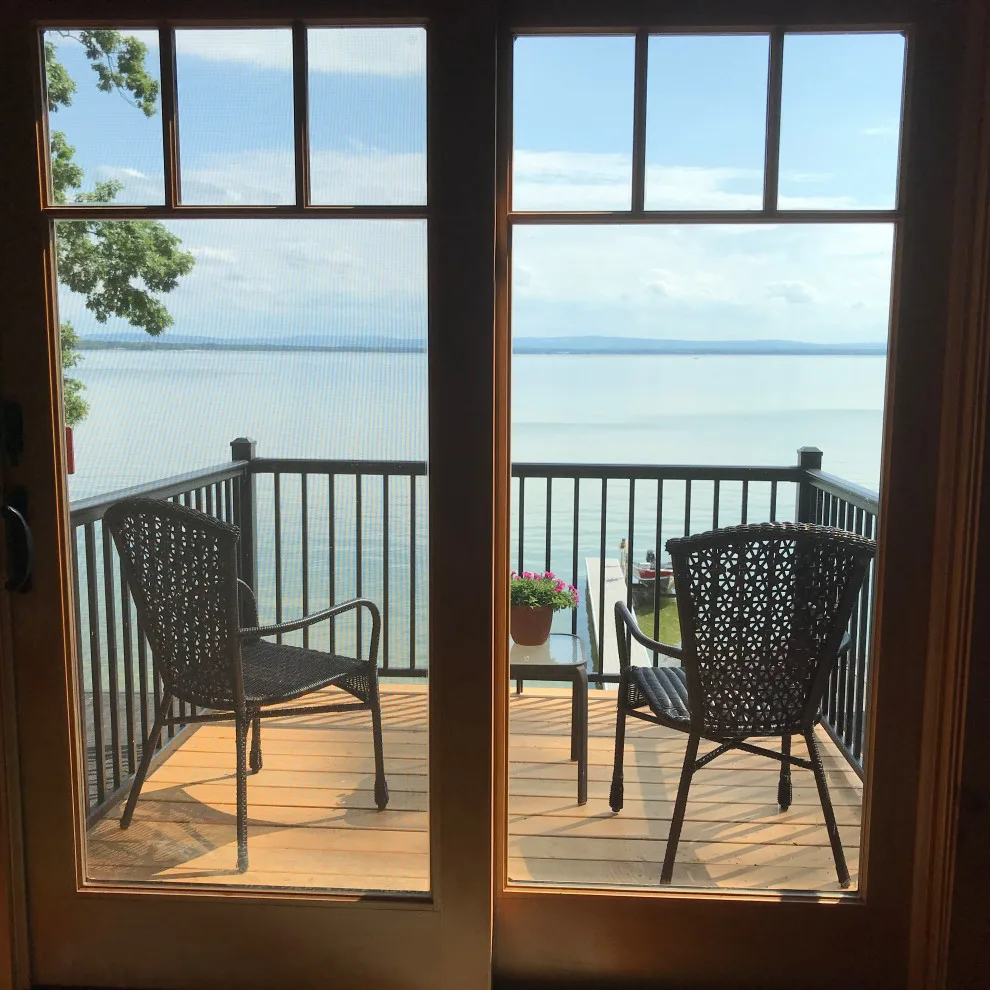Oneida Lake Cabin Complete Interior and Exterior Renovation by Mark Frateschi Design Build - Photo 15