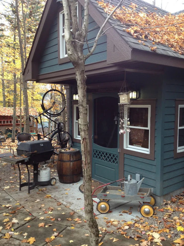 Tailored Design and Construction of a Bunkhouse by Mark Frateschi Design Build - Photo 5
