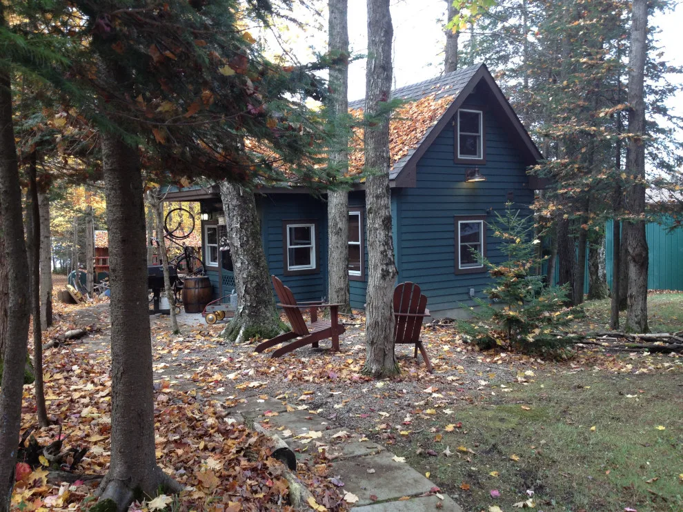 Tailored Design and Construction of a Bunkhouse by Mark Frateschi Design Build - Photo 13